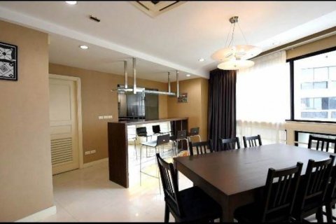 Condominio de 3 dormitorios en Bangkok, Tailandia № 65633 - foto 3