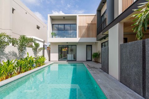 Chalet de 4 dormitorios en Chiang Mai, Tailandia № 169677