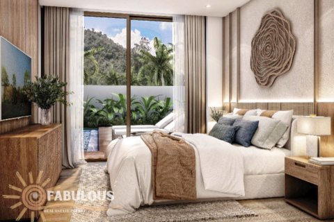 Chalet de 4 dormitorios en Bang Tao, Tailandia № 179349 - foto 2