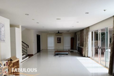 Villa in Ko Kaeo, Thailand 5 Schlafzimmer № 179346 - Foto 11