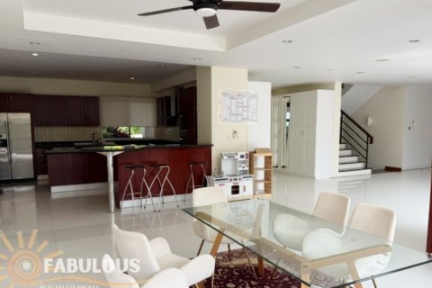 Villa in Ko Kaeo, Thailand 5 Schlafzimmer № 179346 - Foto 13