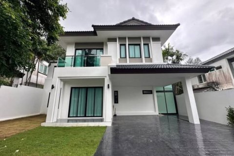 Maison à Phuket, Thaïlande 4 chambres № 160142