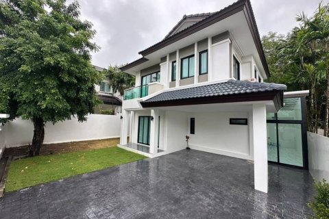 Casa de 4 dormitorios en Phuket, Tailandia № 160142 - foto 3