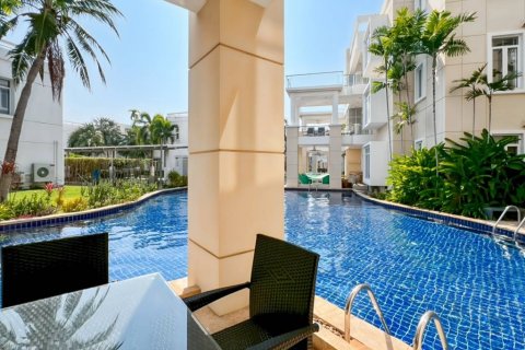 Condominio de 2 dormitorios en Cha-am, Tailandia № 160148 - foto 4