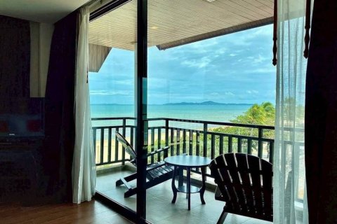Hotel 2000 m2 en Pattaya, Tailandia № 172988 - foto 9