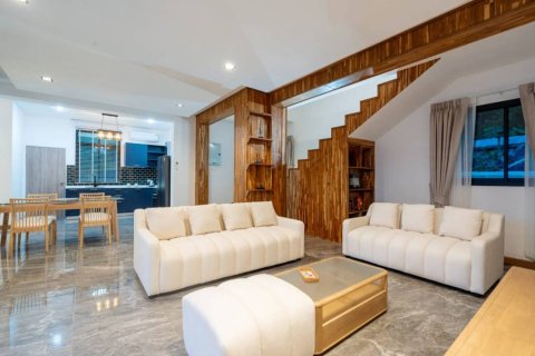 Chalet de 4 dormitorios en Surat Thani, Tailandia № 172985 - foto 8