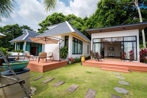 Chalet de 4 dormitorios en Surat Thani, Tailandia № 172985 - foto 2