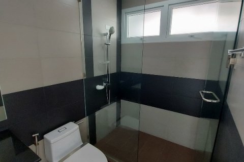 Townhouse in Bangkok, Thailand 3 bedrooms № 65963 - photo 18
