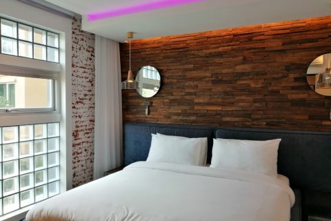 Condo à Bangkok, Thaïlande, 6 chambres  № 65964 - photo 4