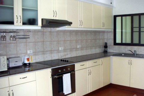 Casa de 2 dormitorios en Pattaya, Tailandia № 204552 - foto 6
