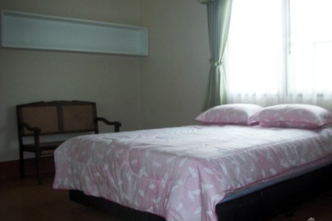Casa de 2 dormitorios en Pattaya, Tailandia № 204552 - foto 4
