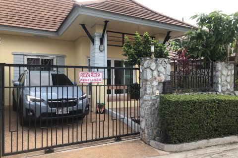 Casa de 2 dormitorios en Pattaya, Tailandia № 204557 - foto 19