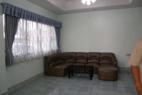 Casa de 2 dormitorios en Pattaya, Tailandia № 204556 - foto 3