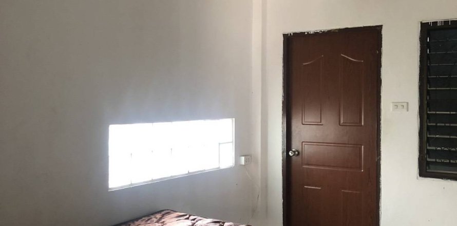 Casa de 3 dormitorios en Pattaya, Tailandia № 204554