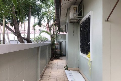 Casa de 3 dormitorios en Pattaya, Tailandia № 204554 - foto 11