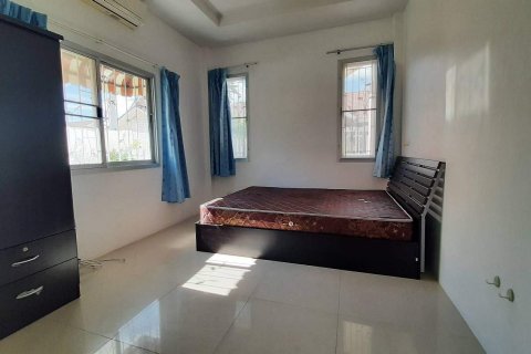 Casa de 2 dormitorios en Pattaya, Tailandia № 204555 - foto 8