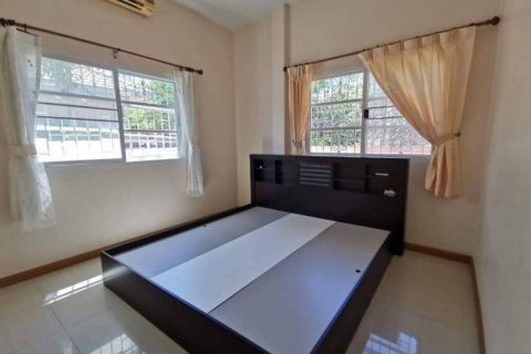 Casa de 3 dormitorios en Pattaya, Tailandia № 204553 - foto 5