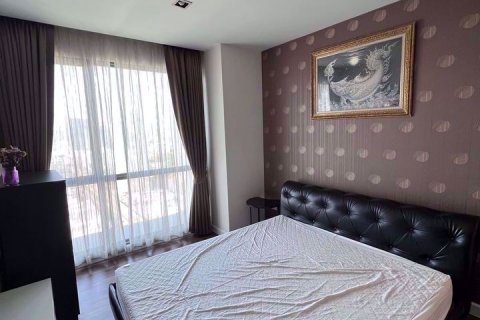 Condominio de 1 dormitorio en Phra Khanong, Bangkok, Tailandia № 47924 - foto 8