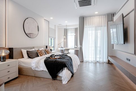 Condo à Bangkok, Thaïlande, 3 chambres № 180402 - photo 5