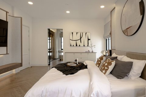 Condo à Bangkok, Thaïlande, 3 chambres № 180402 - photo 8