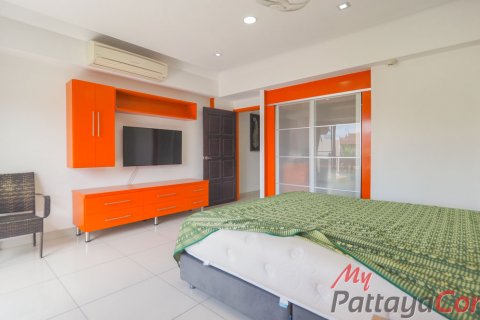 Condominio de 2 dormitorios en Bang Lamung, Tailandia № 32250 - foto 20