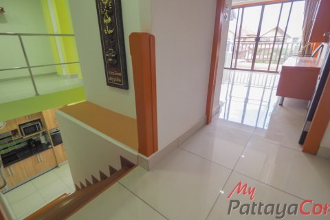 Condominio de 2 dormitorios en Bang Lamung, Tailandia № 32250 - foto 27