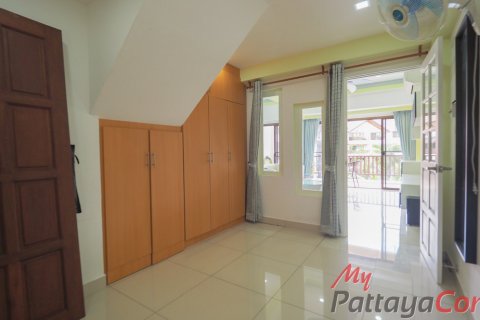 Condominio de 2 dormitorios en Bang Lamung, Tailandia № 32250 - foto 11
