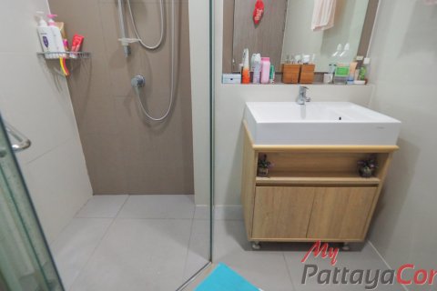 Condo à Bang Lamung, Thaïlande, 2 chambres № 32249 - photo 8