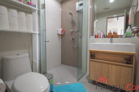Condo à Bang Lamung, Thaïlande, 2 chambres № 32249 - photo 9