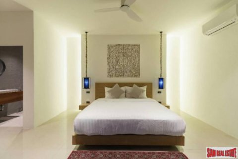 Chalet de 5 dormitorios en Tha Chang, Tailandia № 203106 - foto 3