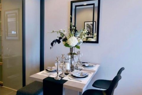 Estudio en el condominio en Watthana, Bangkok, Tailandia № 167759 - foto 12