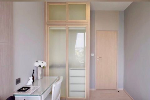 Estudio en el condominio en Watthana, Bangkok, Tailandia № 167759 - foto 4