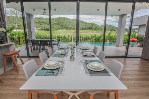 Casa de 2 dormitorios en Hua Hin, Tailandia № 180995 - foto 3