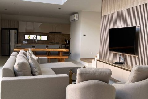 Chalet de 3 dormitorios en Phuket, Tailandia № 172896 - foto 7