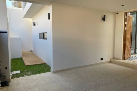 Chalet de 3 dormitorios en Phuket, Tailandia № 172896 - foto 10