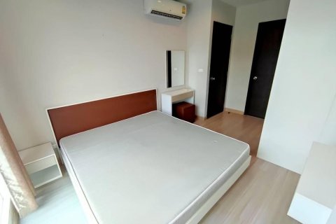 Condominio de 2 dormitorios en Khan Na Yao, Bangkok, Tailandia № 173187 - foto 4
