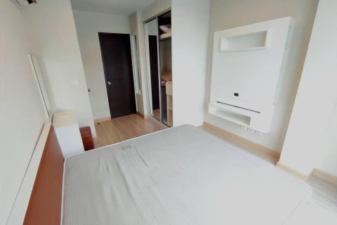 Condominio de 2 dormitorios en Khan Na Yao, Bangkok, Tailandia № 173187 - foto 11