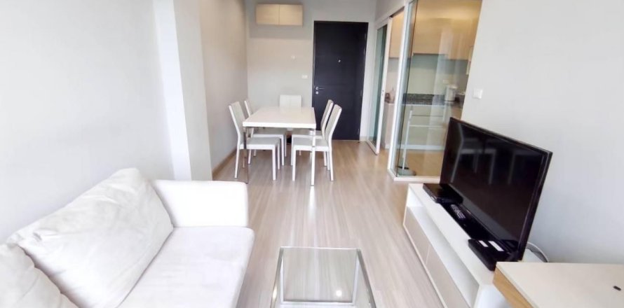 Condominio de 2 dormitorios en Khan Na Yao, Bangkok, Tailandia № 173187