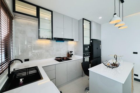 Casa de 3 dormitorios en Pattaya, Tailandia № 146473 - foto 18