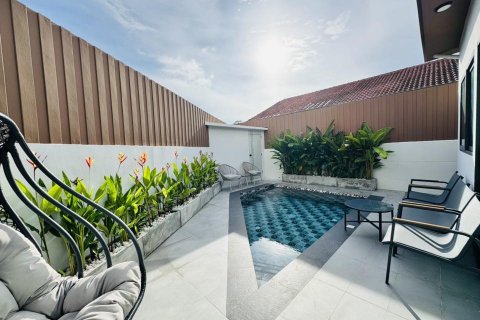Casa de 3 dormitorios en Pattaya, Tailandia № 146473 - foto 11