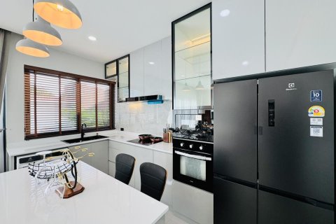 Casa de 3 dormitorios en Pattaya, Tailandia № 146473 - foto 15