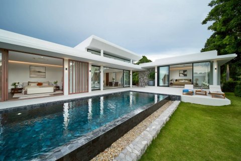 Casa de 3 dormitorios en Bang Sare, Tailandia № 146468