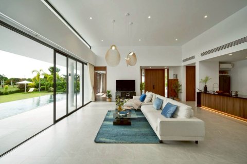 Casa de 3 dormitorios en Bang Sare, Tailandia № 146468 - foto 4