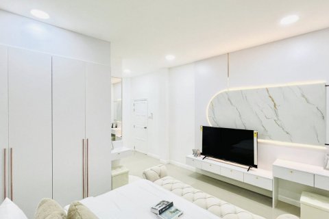 Casa de 3 dormitorios en Pattaya, Tailandia № 146472 - foto 13