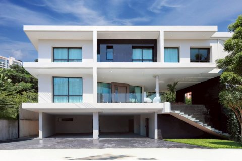 Casa de 6 dormitorios en Pattaya, Tailandia № 146471 - foto 19