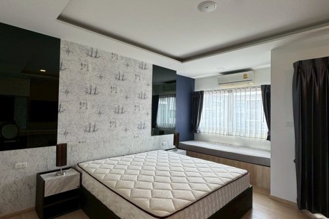 Condominio de 3 dormitorios en Samut Prakan, Tailandia № 151260 - foto 7