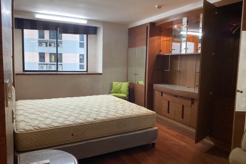 Eigentumswohnung in Watthana, Bangkok, Thailand, 3 Schlafzimmer № 200699 - Foto 6