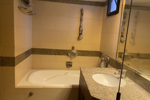 Eigentumswohnung in Watthana, Bangkok, Thailand, 3 Schlafzimmer № 200699 - Foto 3