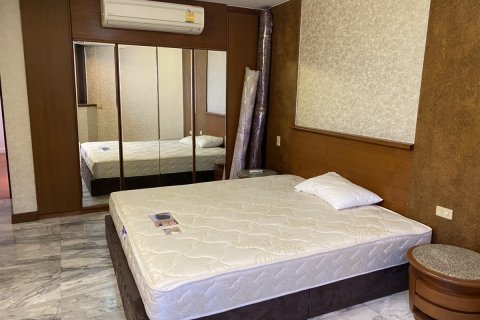 Eigentumswohnung in Watthana, Bangkok, Thailand, 3 Schlafzimmer № 200699 - Foto 5