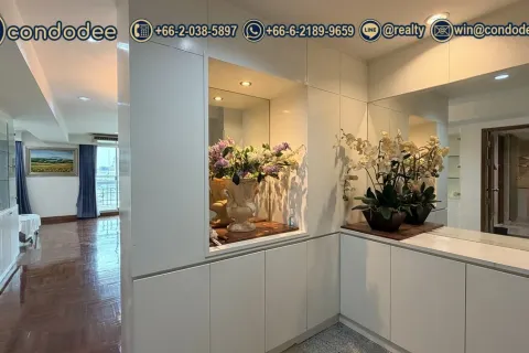 Condo à Watthana, Bangkok, Thaïlande, 2 chambres  № 200696 - photo 2